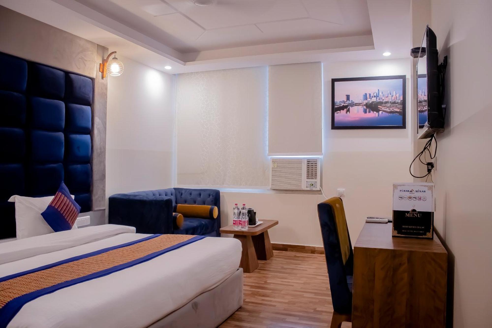 Airport Palace Near Delhi International Airport 4*