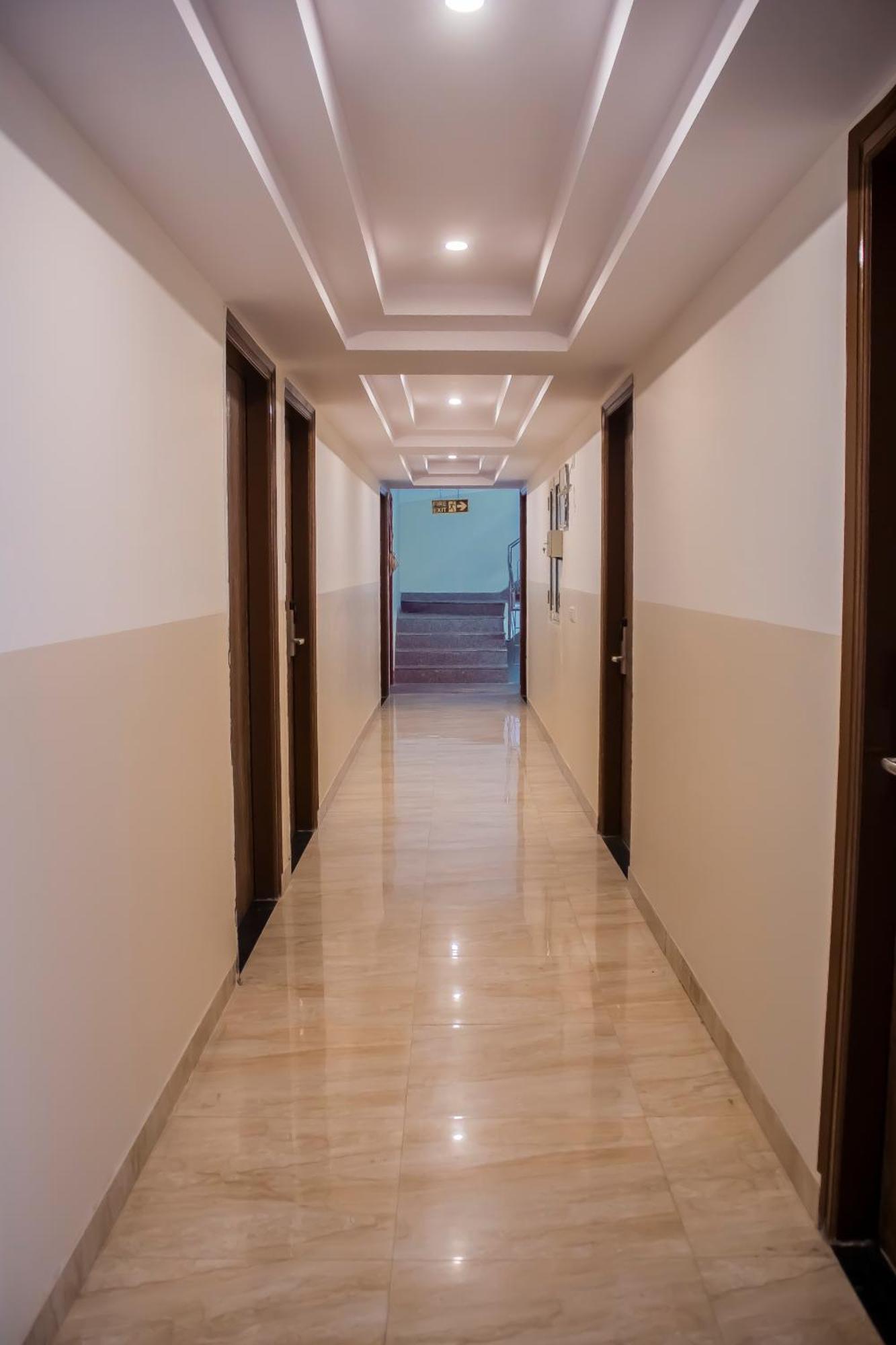 Airport Palace Near Delhi International Airport 4* New Delhi
